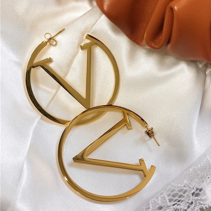 The Vi Earrings