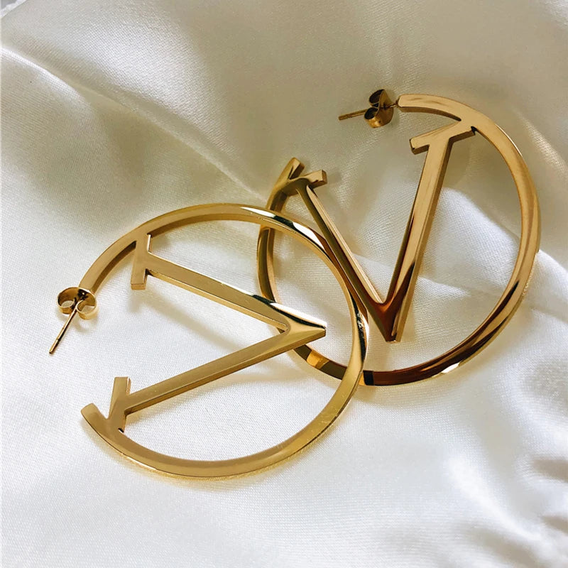The Vi Earrings