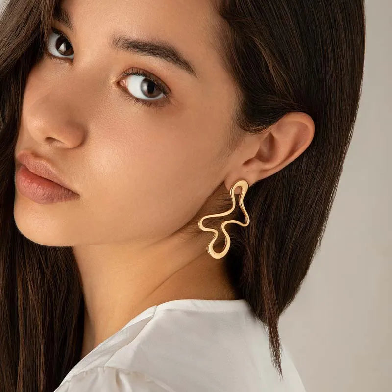 Ruby Vie Earrings