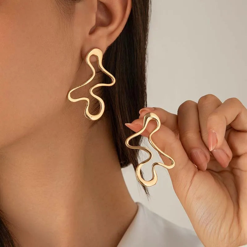 Ruby Vie Earrings