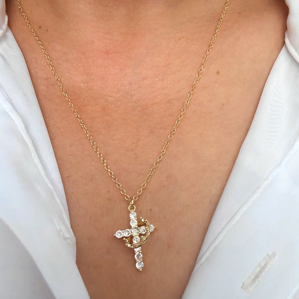 Cross et Crown Necklace