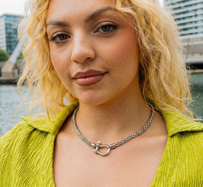 Vi Lok Necklace